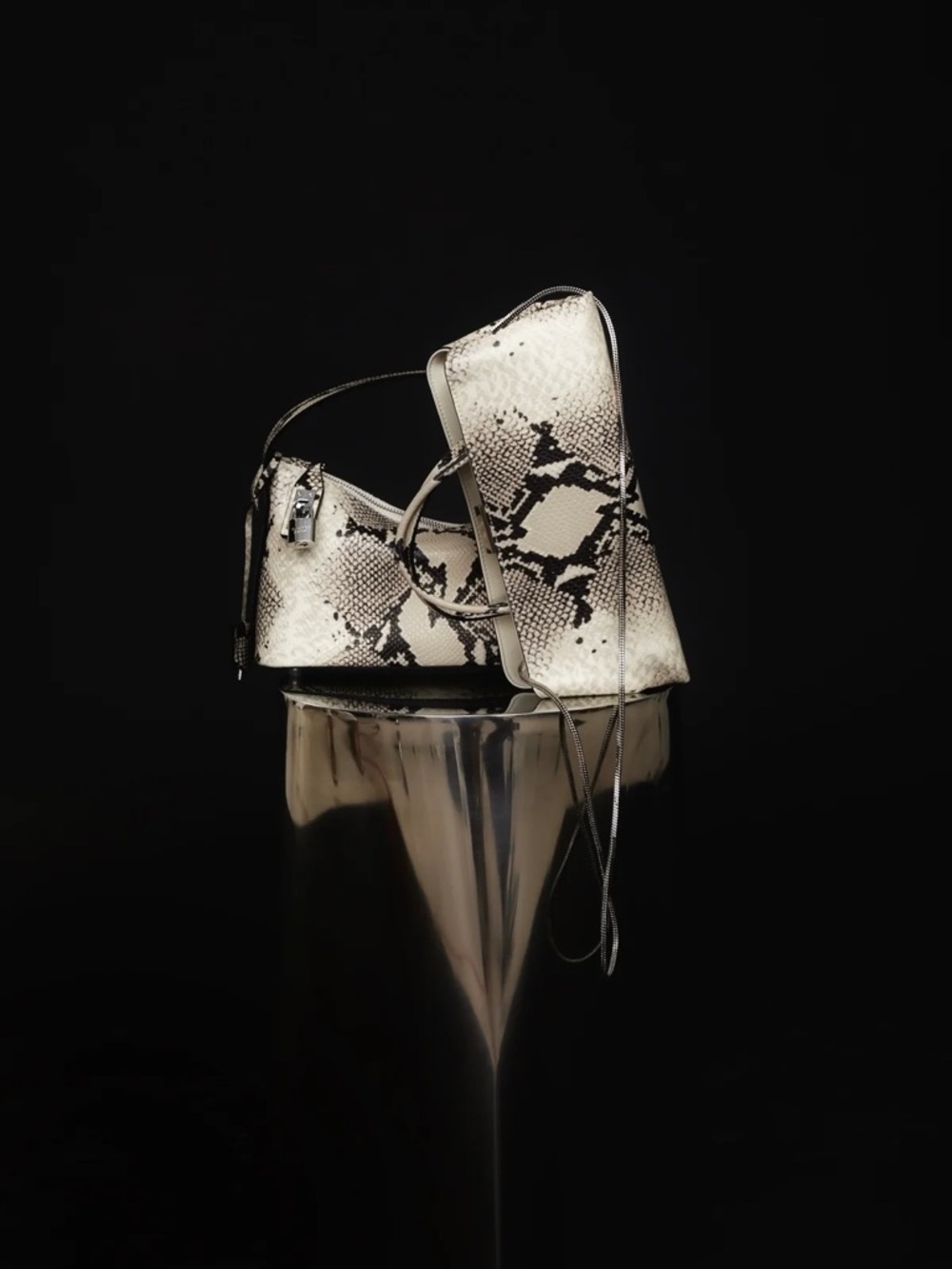 VERAFIED Python Éclair Bag - Picture 4 of 15